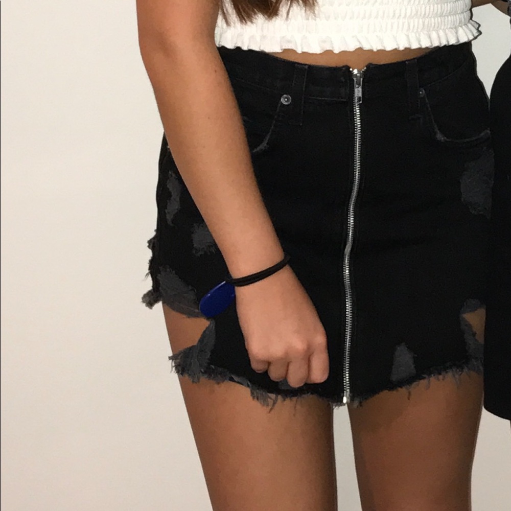 LF STORES CARMAR black denim skirt